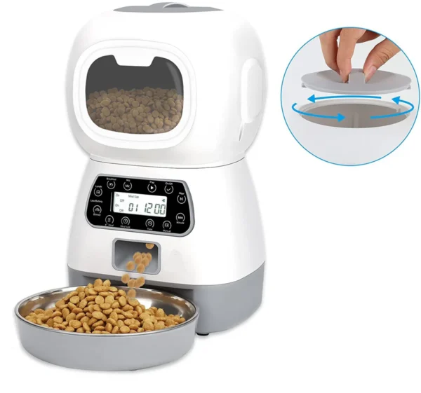 Distributeur de croquettes connecté pour chien