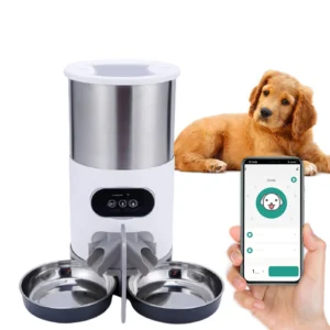 Distributeur de croquettes connecté pour chien